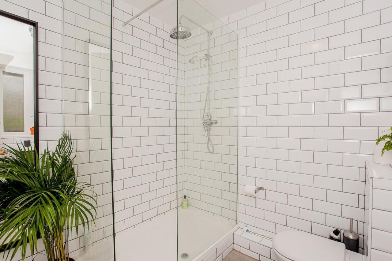 לונדון Modern Central 1Bd Flat In Clerkenwell - Sleeps 4! מראה חיצוני תמונה